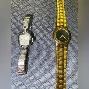 Gucci | Accessories | Vintage Gucci Watch No Papers It Is In  display picture 3